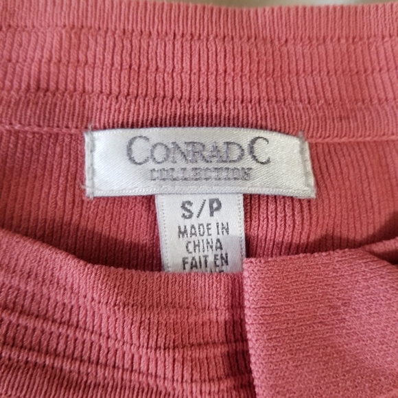 Beautiful knit top - Picture 3 of 7